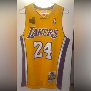 Mitchell & Ness Kobe Bryant 09-10 Finals Lakers Jersey